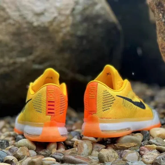 Kobe men's shoes - Picture 6 of 9